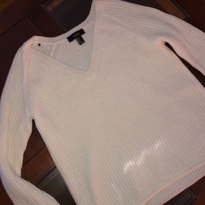 White knitted sweater